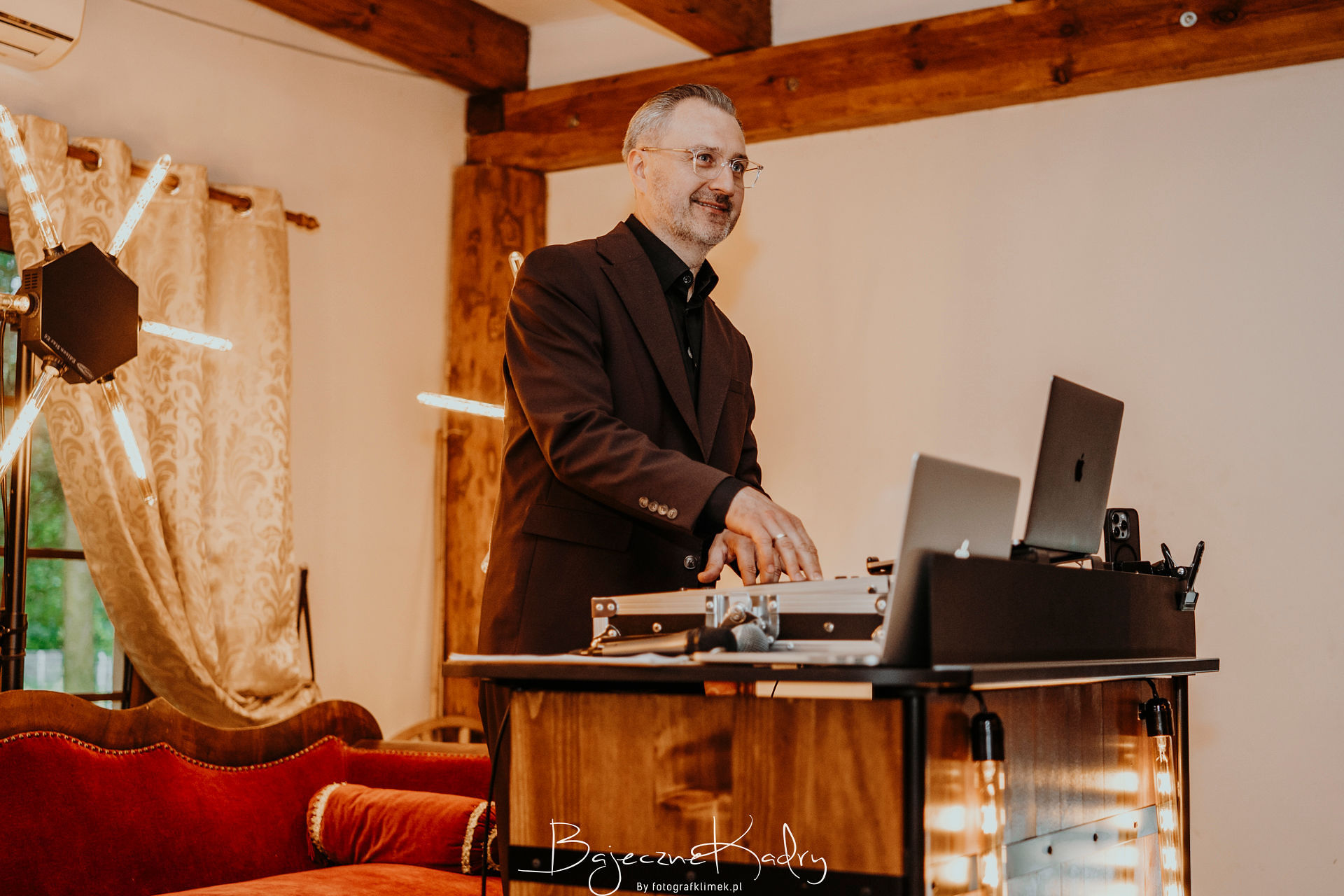 tomasz-slupski-dj-tomsky-oferta-na-wesele.jpg